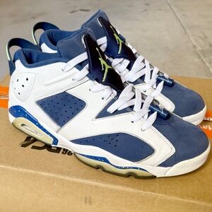 Air Jordan 6 Retro low “Seahawks Ghost Green”